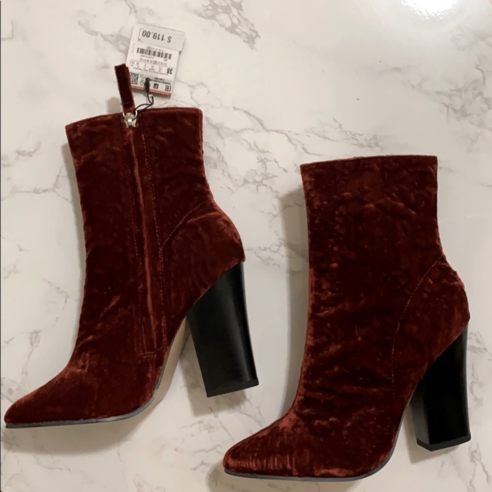 Too small for my “new mom” feet 😊